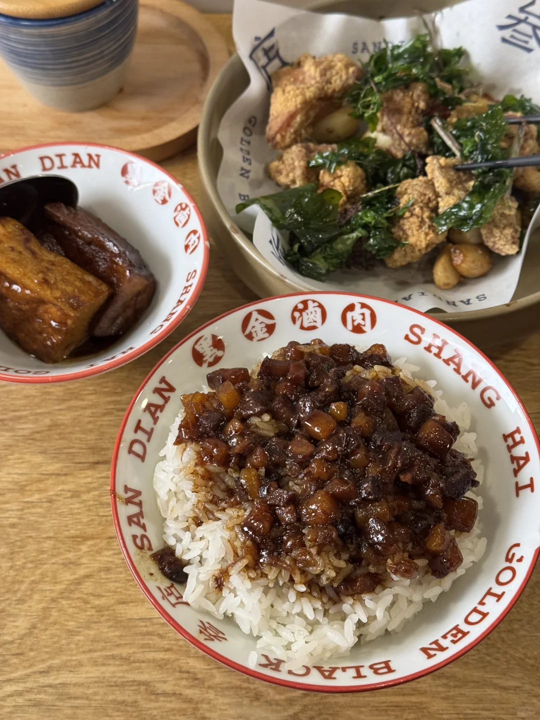 Top 10 Hidden Gems for Authentic Shanghai Cuisine: A Delicious Journey with Friends