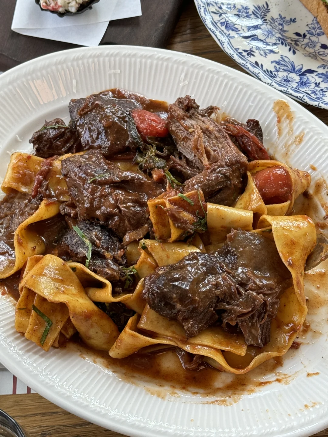 Top 10 Hidden Gems for Authentic Shanghai Cuisine: A Delicious Journey with Friends